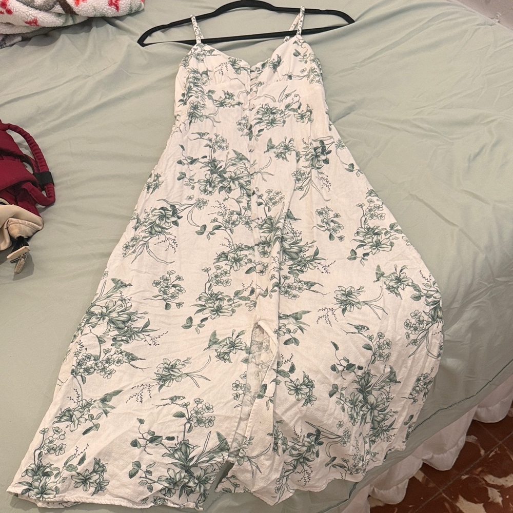 Monteau White and Green Floral Midi Dress